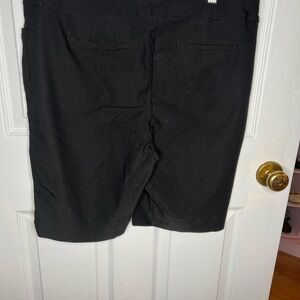 Chico's Classic Black Women's Shorts